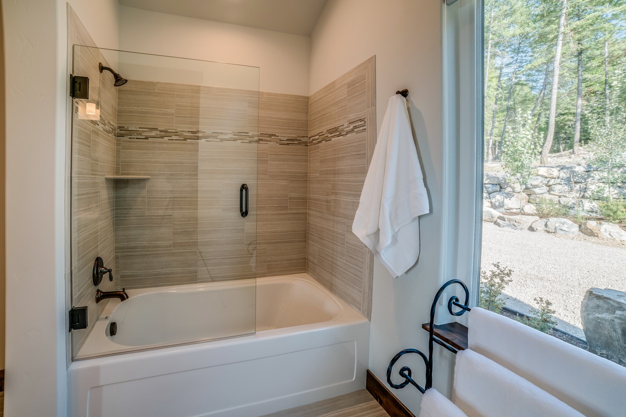 Shower & Tub Repair in South Union